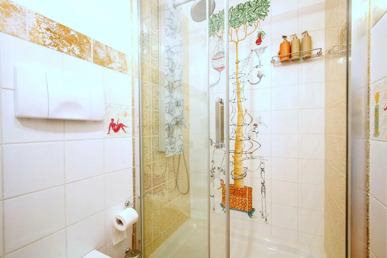B&B Antico Cortile Milano 2*,